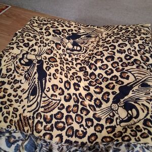 Leopard Print Scarf with Animal Motif And David Yurman 18 kt. 18" necklace